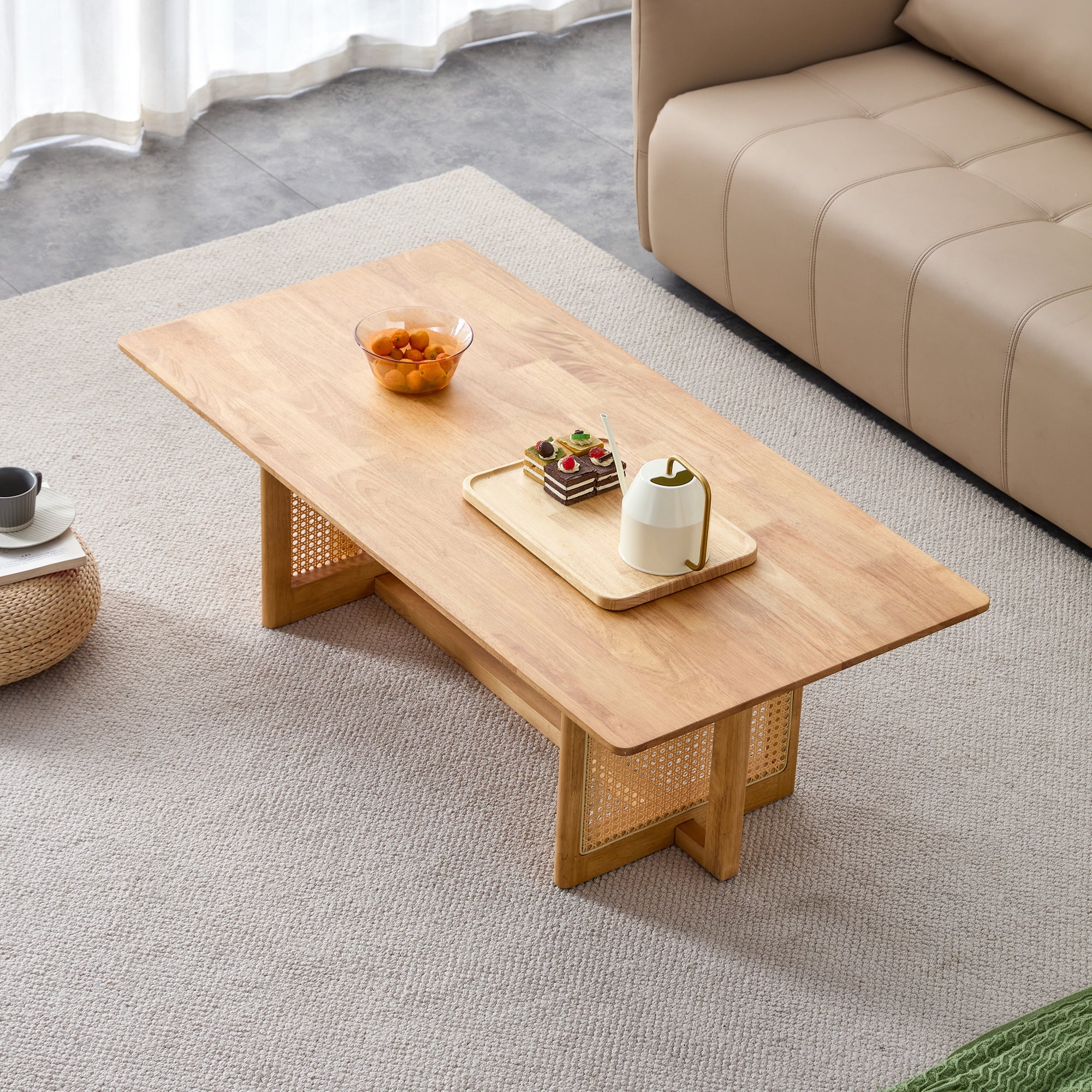 Natural Rubber Wood and Solid Wood Minimalist Coffee Table