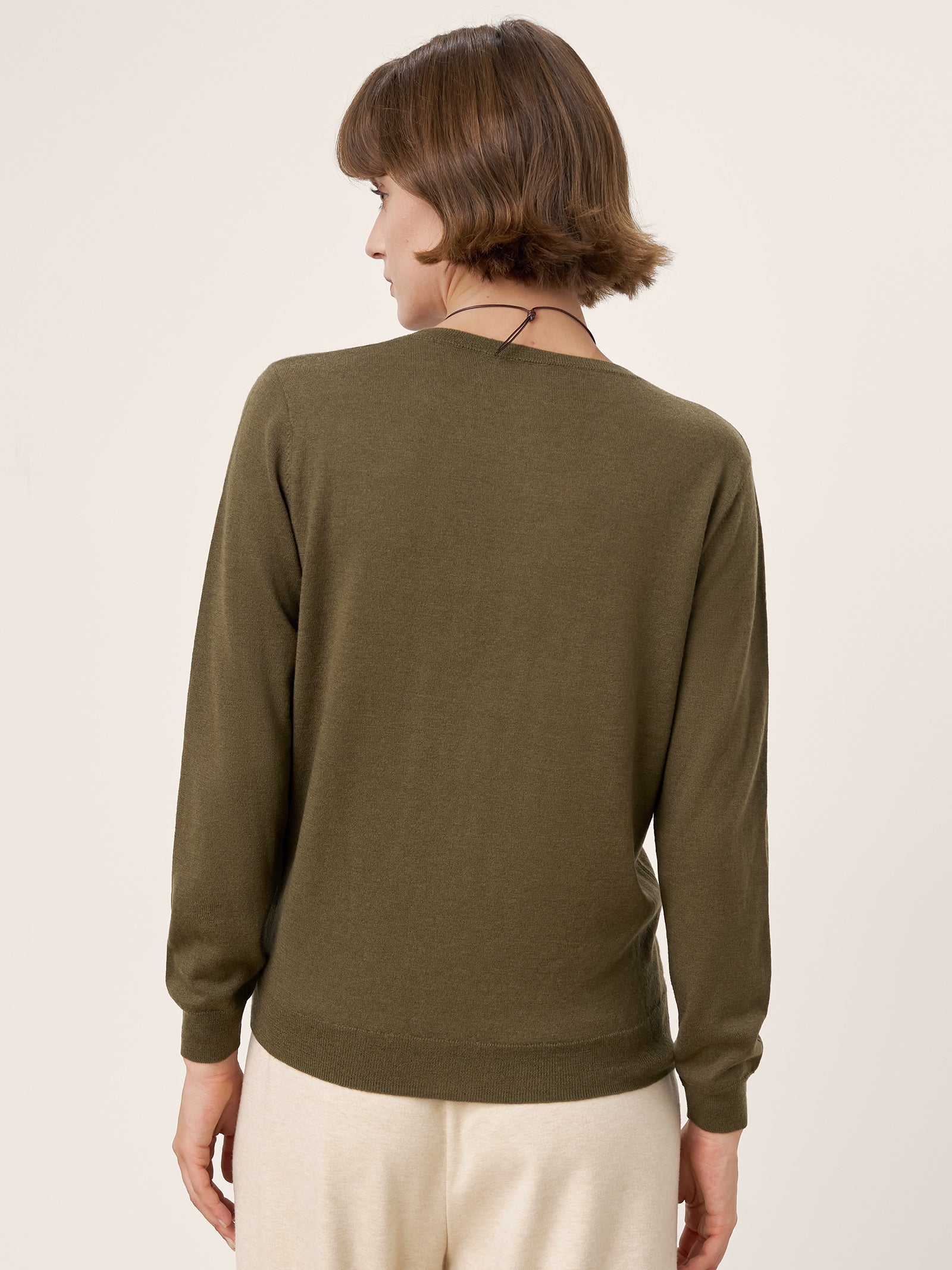 100% Extra-Fine Merino Wool Essential Crew Neck Knit Sweater BRIDGET