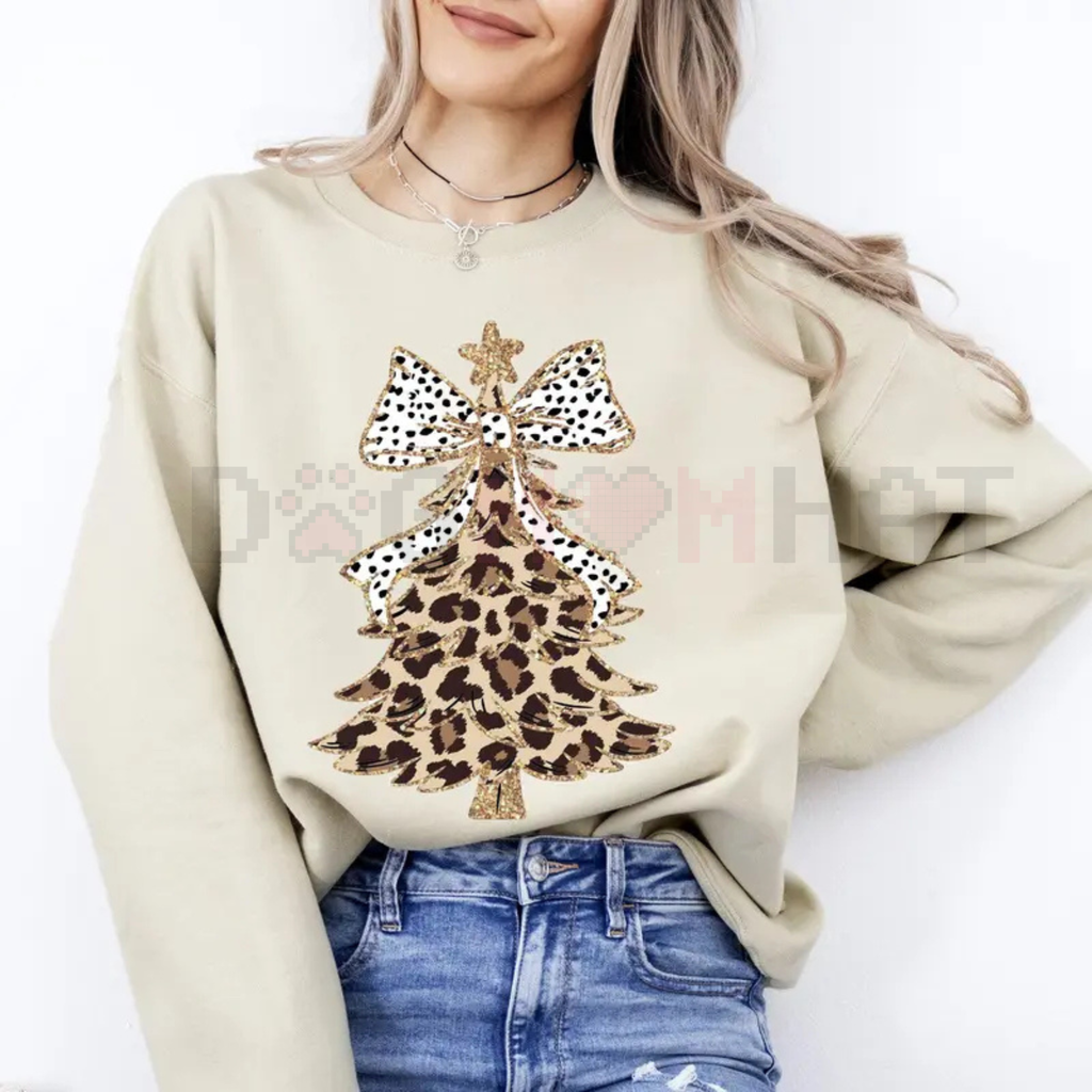 Cute Leopard Print Christmas Tree Crewneck – Women's Girly Holiday Sweatshirt