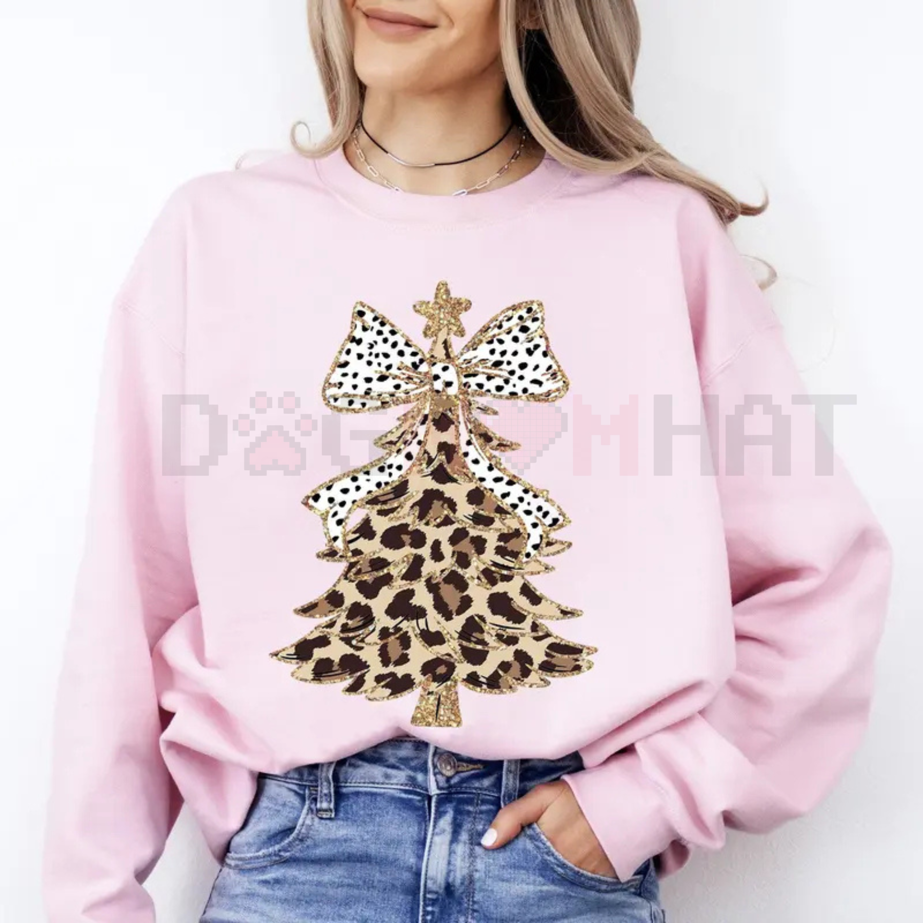 Cute Leopard Print Christmas Tree Crewneck – Women's Girly Holiday Sweatshirt