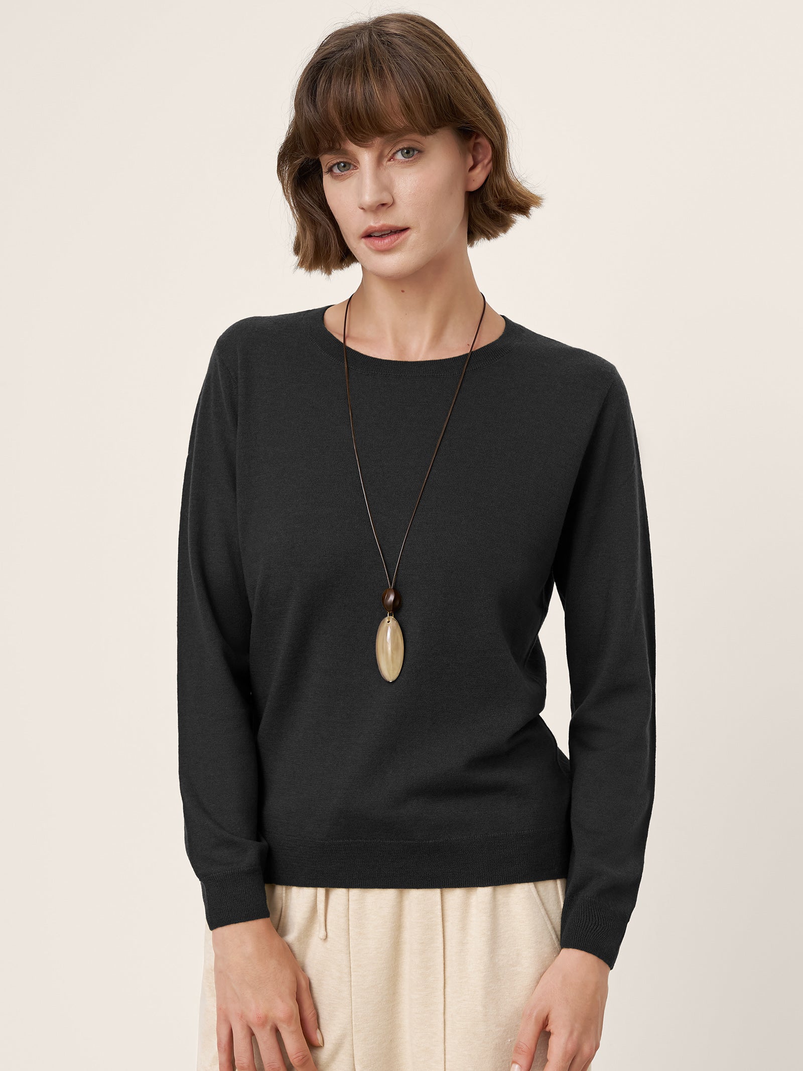 100% Extra-Fine Merino Wool Essential Crew Neck Knit Sweater BRIDGET