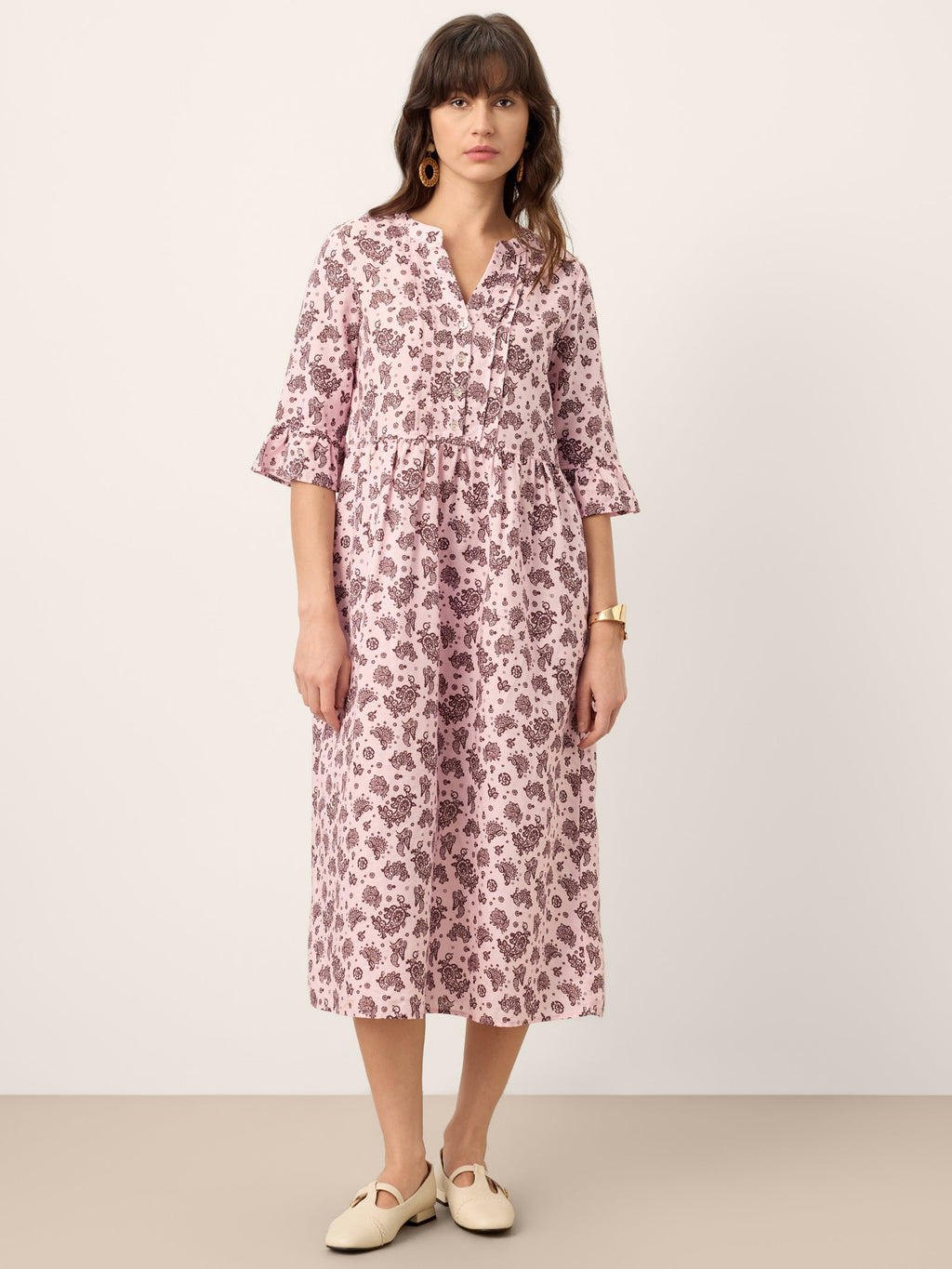 Linen Paisley Pintucked Ruffle-Cuff Maxi Dress MAELYN