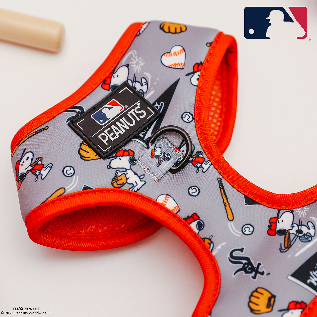 Dog Adjustable Harness - MLB™ x Peanuts™ Chicago White Sox™