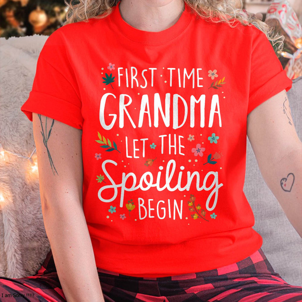 FIRST TIME GRANDMA T-SHIRT – PERFECT GIFT FOR NEW GRANDMAS - NGHL00 (SKU8-GRA00)
