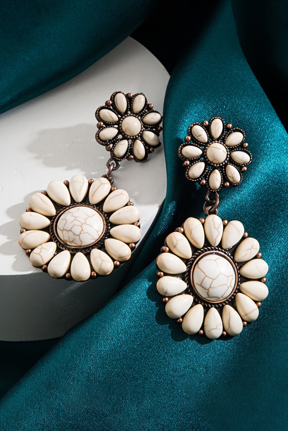 Daniela Flower Shape Stud Earrings