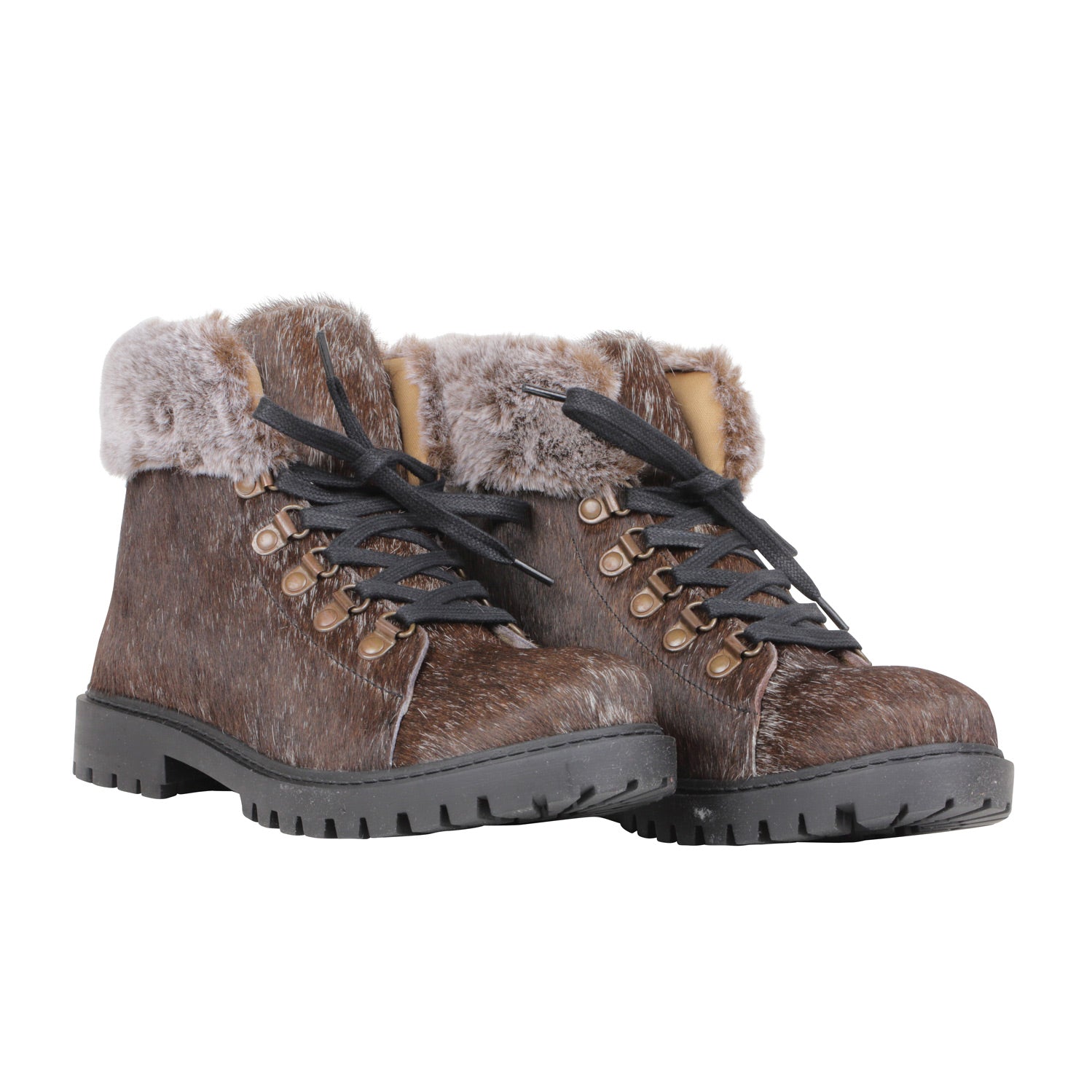 Turbulent Boots
