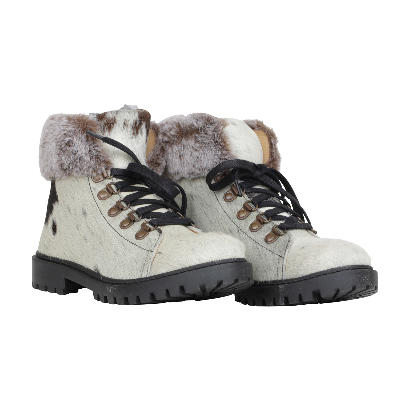 Turbulent Boots